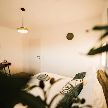 Apartment Luxusapartment Mit Whirlpool über Koblenz (Rhineland-Palatinate)