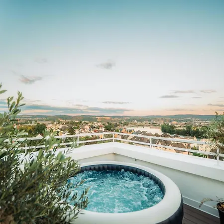 Luxusapartment Mit Whirlpool über