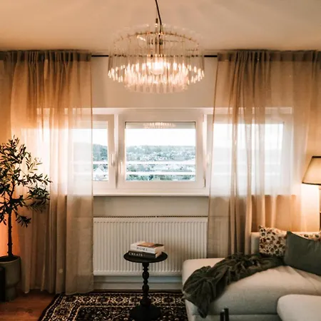 Luxusapartment Mit Whirlpool Ueber Apartament