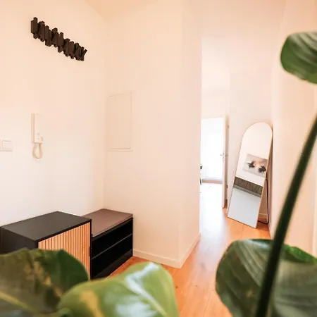 Luxusapartment Mit Whirlpool über *