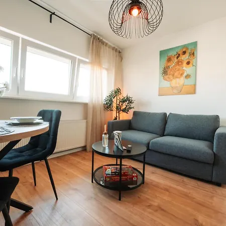 Apartment Luxusapartment Mit Whirlpool über *